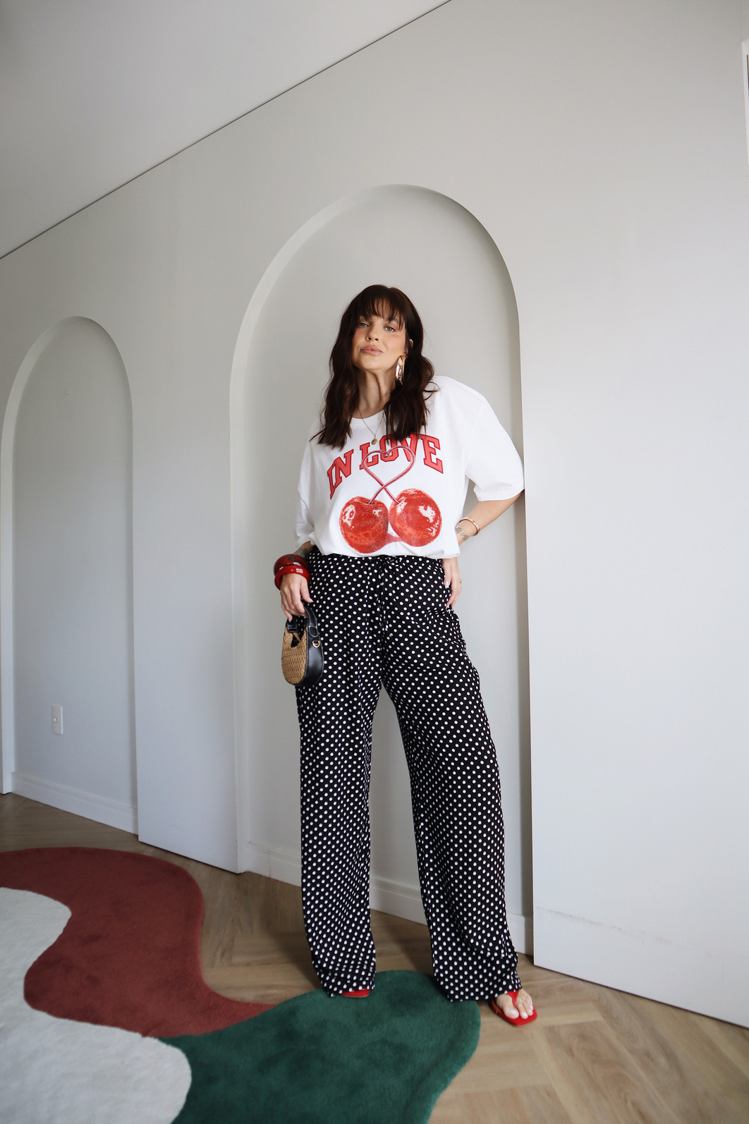 T-SHIRT OVERSIZED CHERRY BRANCO ACUCAR