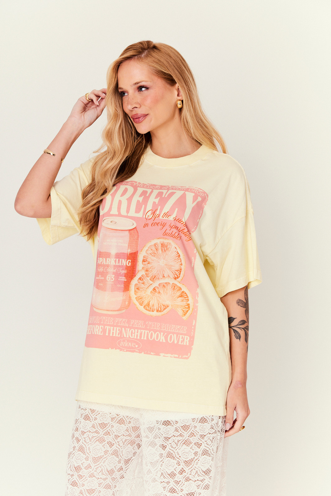 T-SHIRT OVER BREEZY AMARELO T-SHIRT OVER BREEZY AMARELO