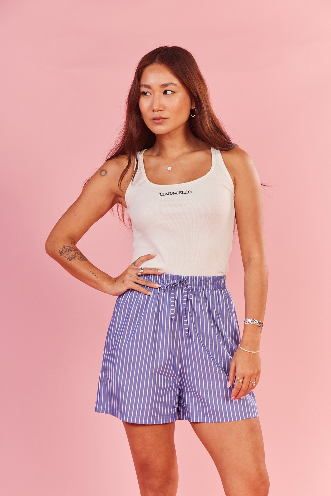 SHORTS ANNE LISTRADO AZUL SHORTS ANNE LISTRADO AZUL