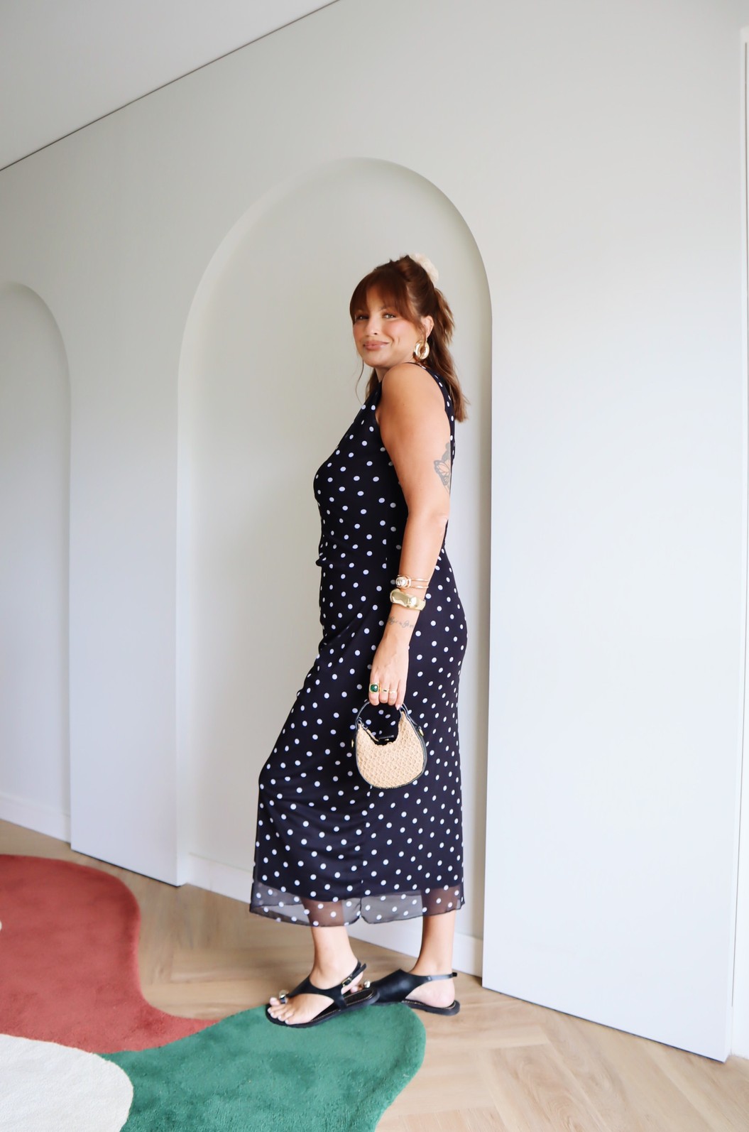 VESTIDO JULIA POA FUNDO PRETO VESTIDO JULIA POA FUNDO PRETO