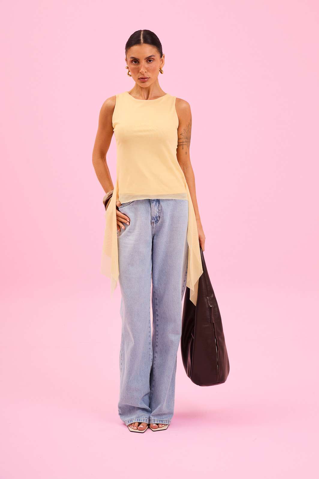 BLUSA REGATA EM TULE PALOMA AMARELO BLUSA REGATA EM TULE PALOMA AMARELO