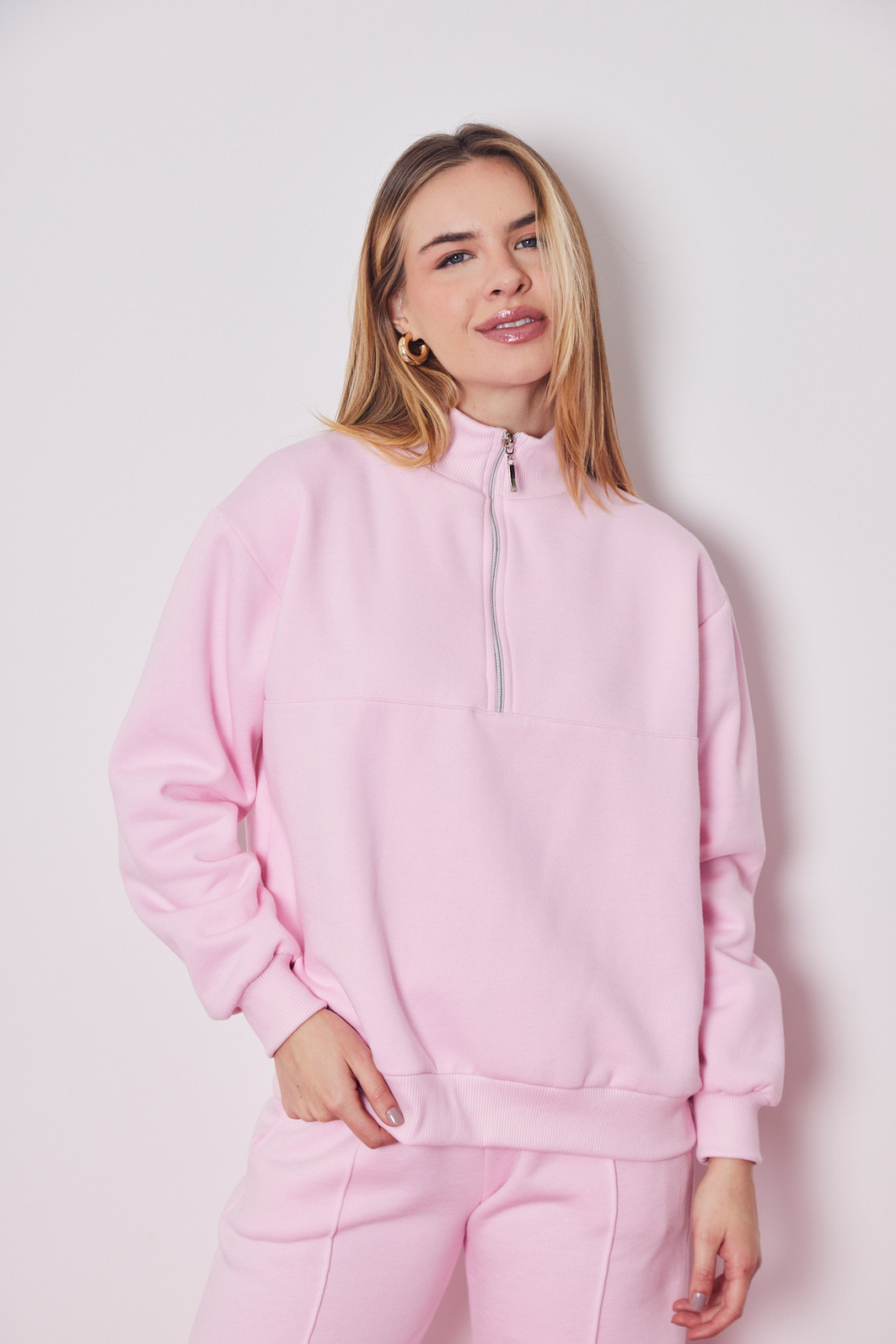 CASACO DE MOLETOM PREMIUM COM ZIPER ROSA CASACO DE MOLETOM PREMIUM COM ZIPER ROSA