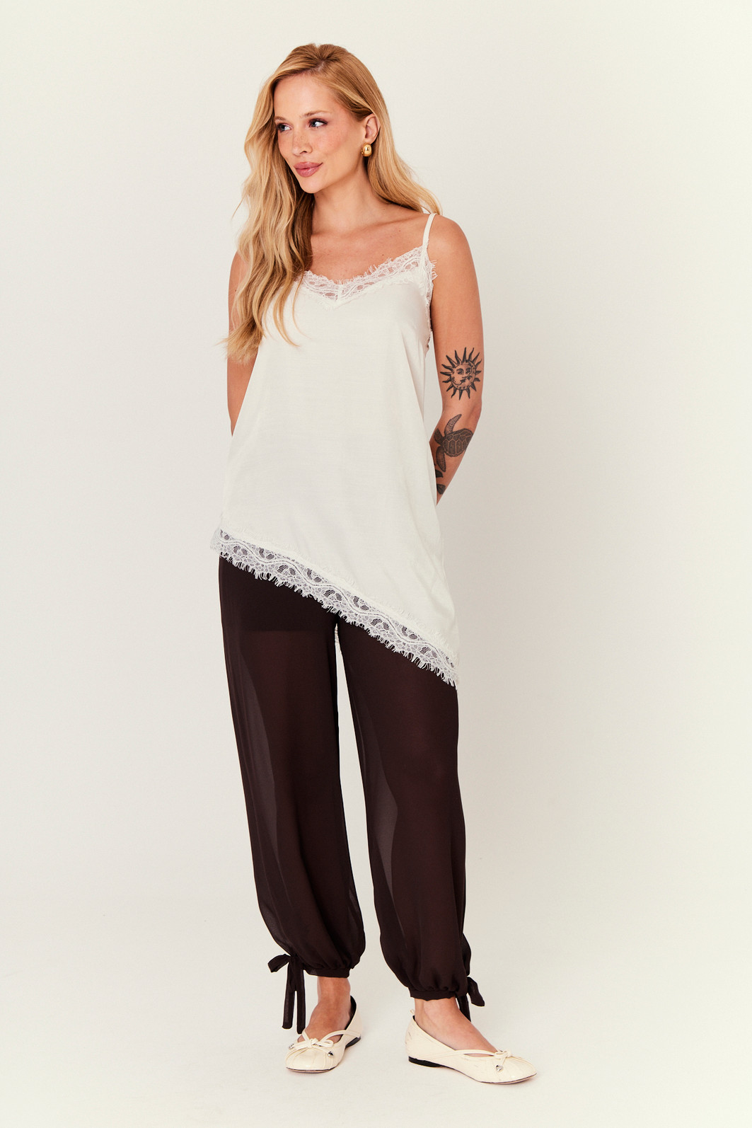 CALÇA ALADIM MARROM CALÇA ALADIM MARROM