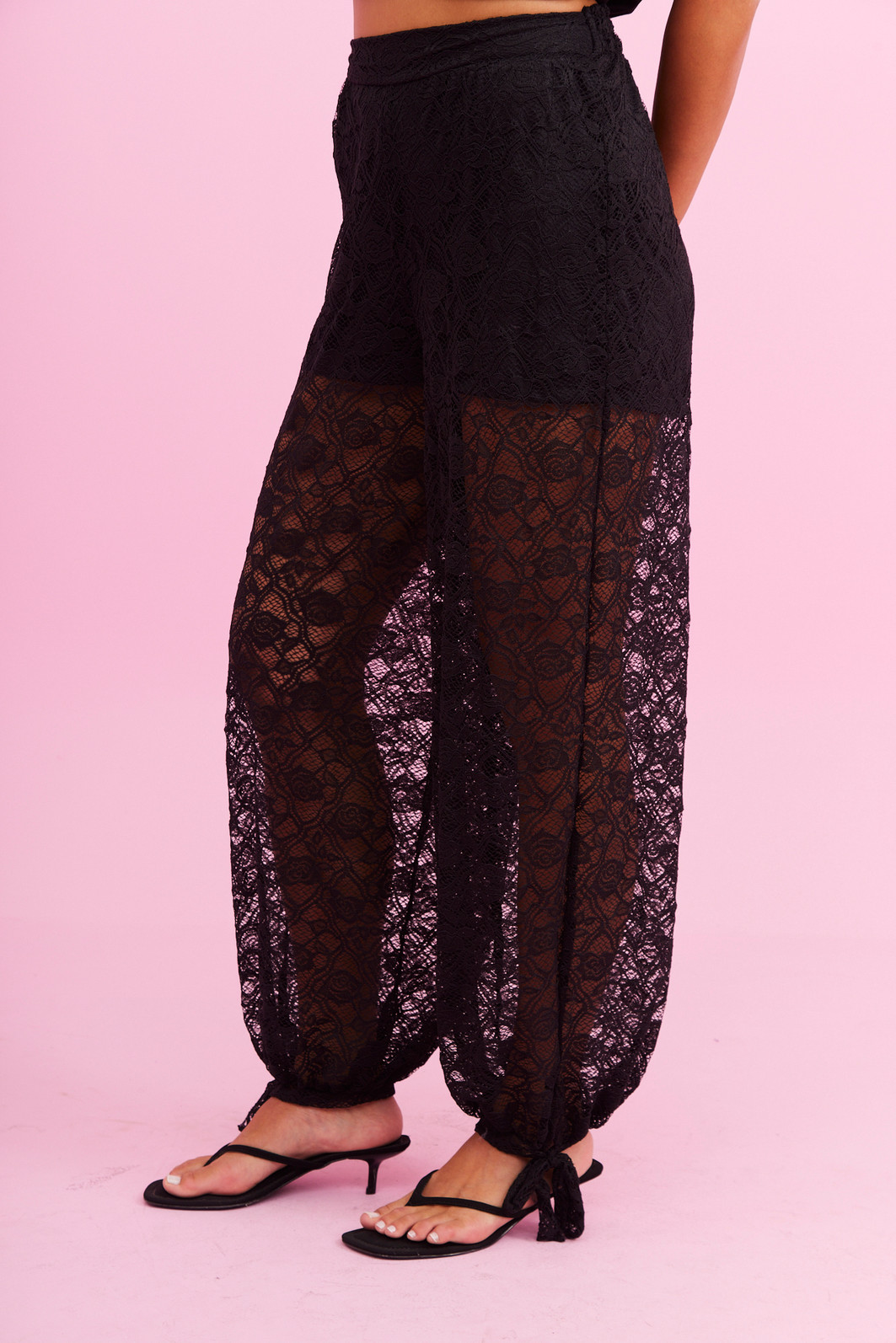 CALÇA HELENA PRETO CALÇA HELENA PRETO