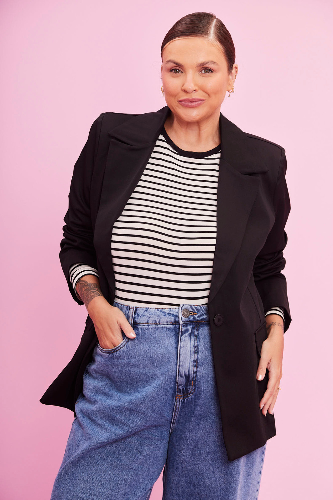 BLUSA LISTRADA COMFY LISTRADO PRETO