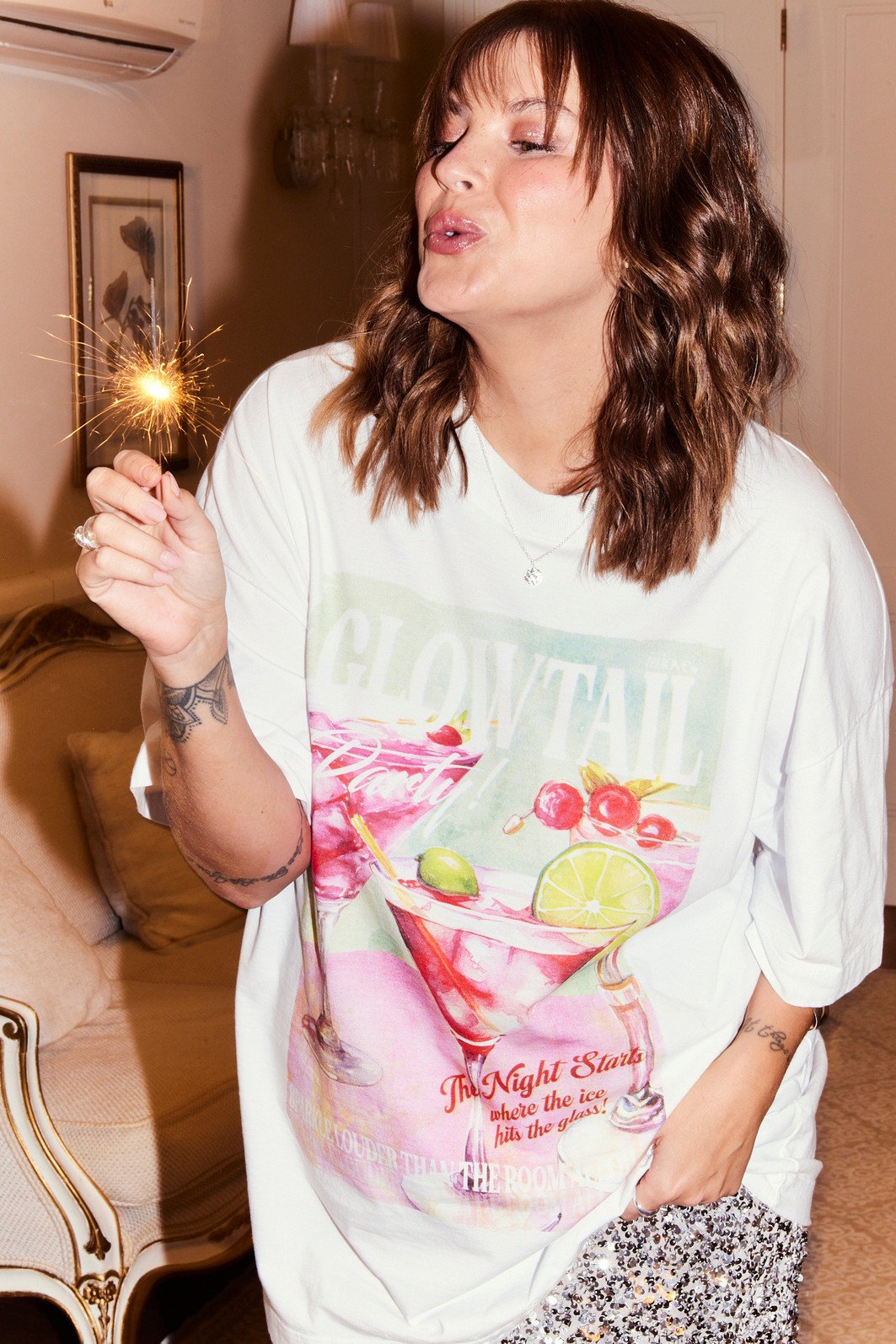 T-SHIRT OVER GLOWTAIL BRANCO ACUCAR T-SHIRT OVER GLOWTAIL BRANCO ACUCAR