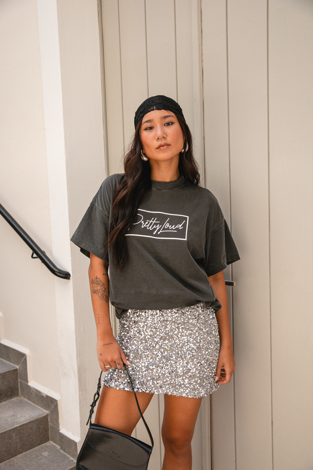 T-SHIRT OVER PRETTY LOUD PRETO ESTONADO T-SHIRT OVER PRETTY LOUD PRETO ESTONADO