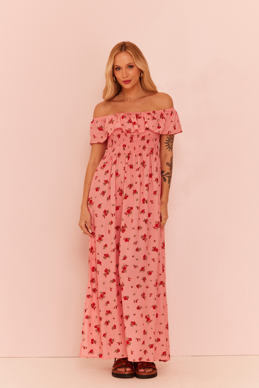 VESTIDO MIDI MAYARA FLORAL FUNDO ROSA