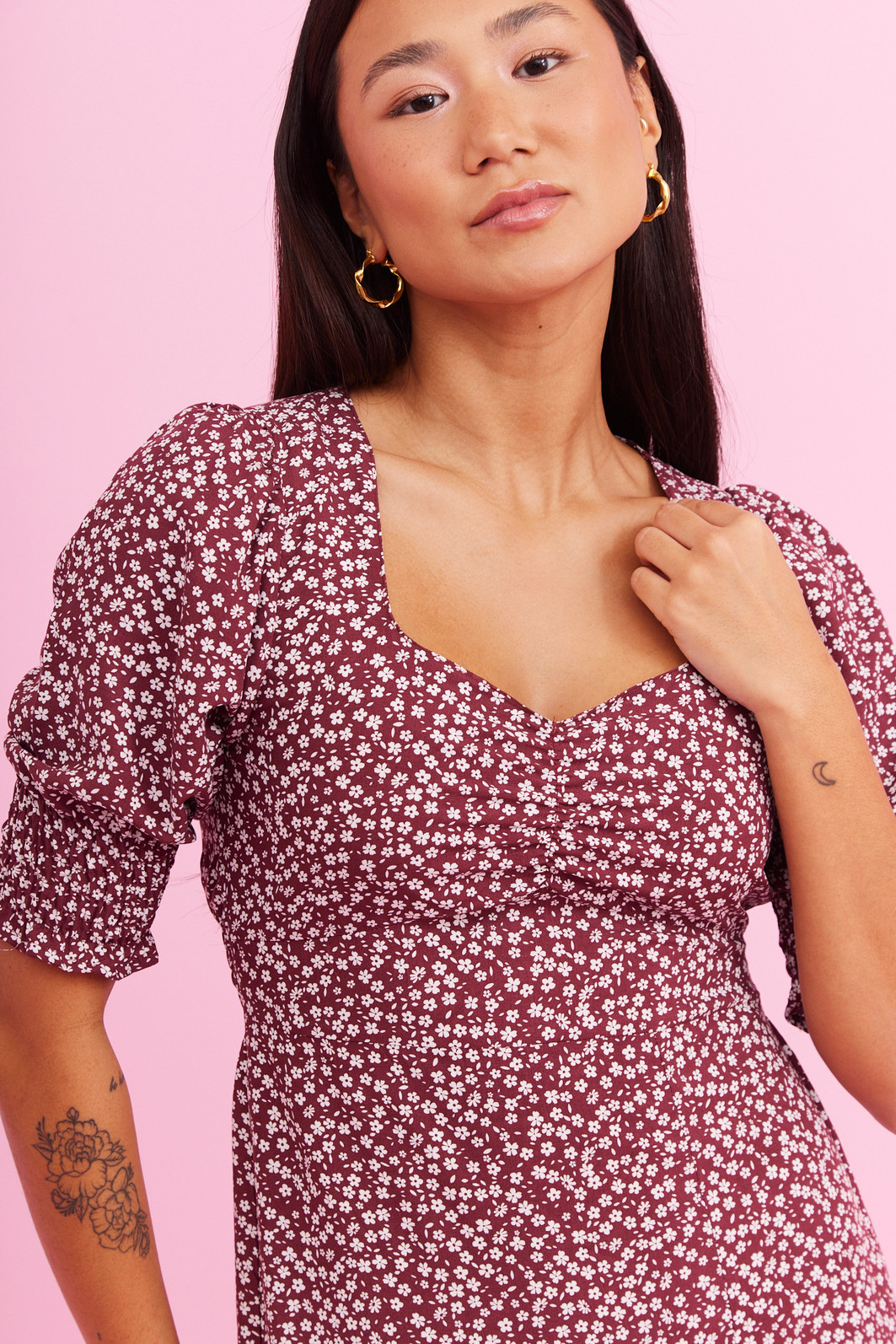 VESTIDO MIDI CARINE FLORAL VESTIDO MIDI CARINE FLORAL