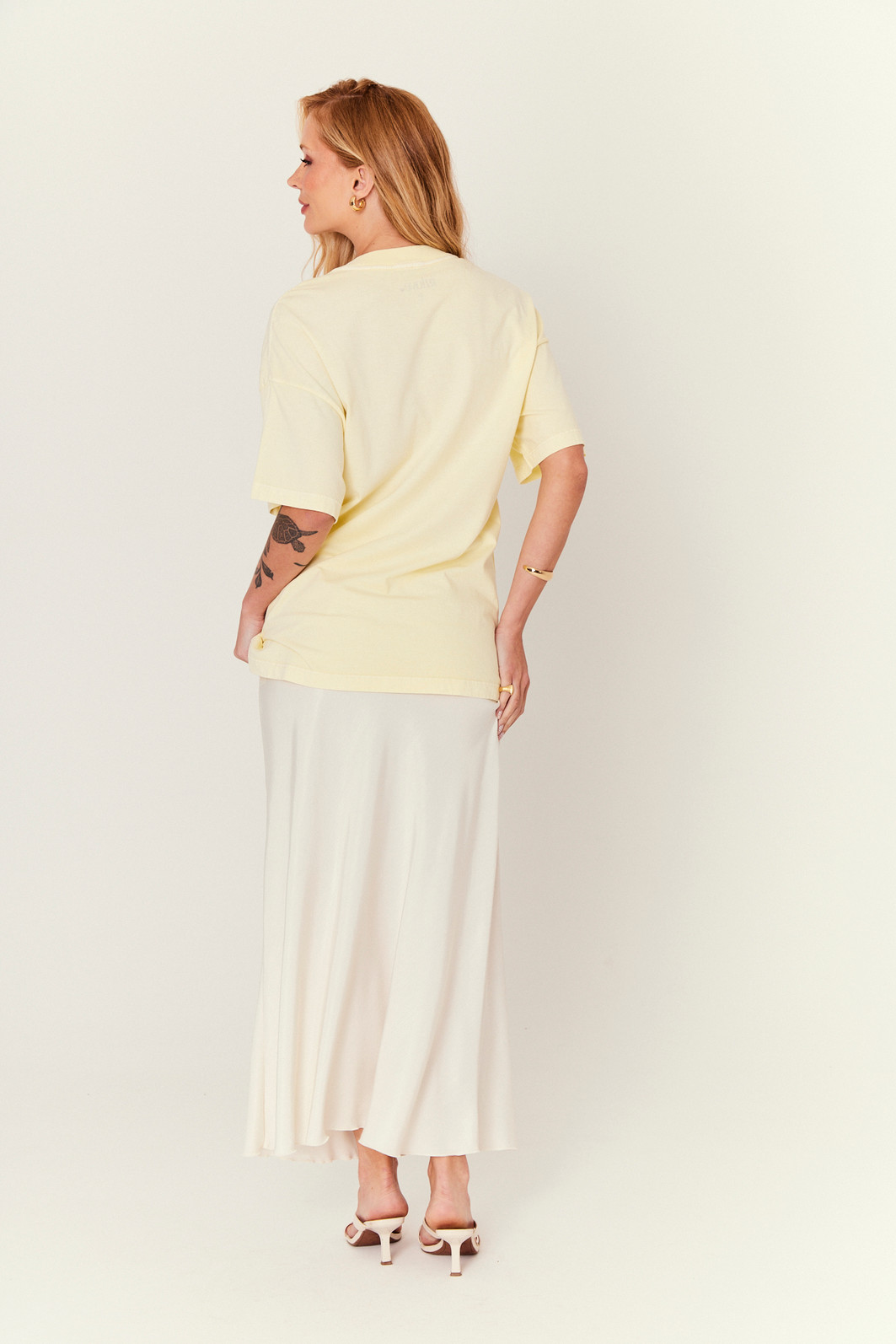 SAIA MIDI DE CETIM SERENA OFF WHITE SAIA MIDI DE CETIM SERENA OFF WHITE