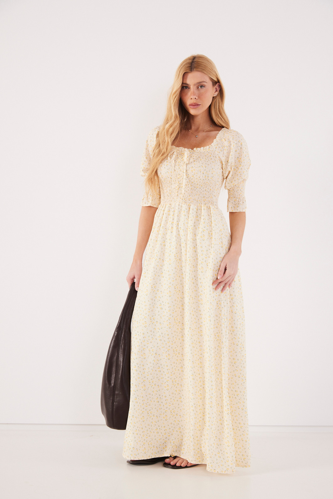 VESTIDO GABRIELA FLORAL FLORES AMARELAS