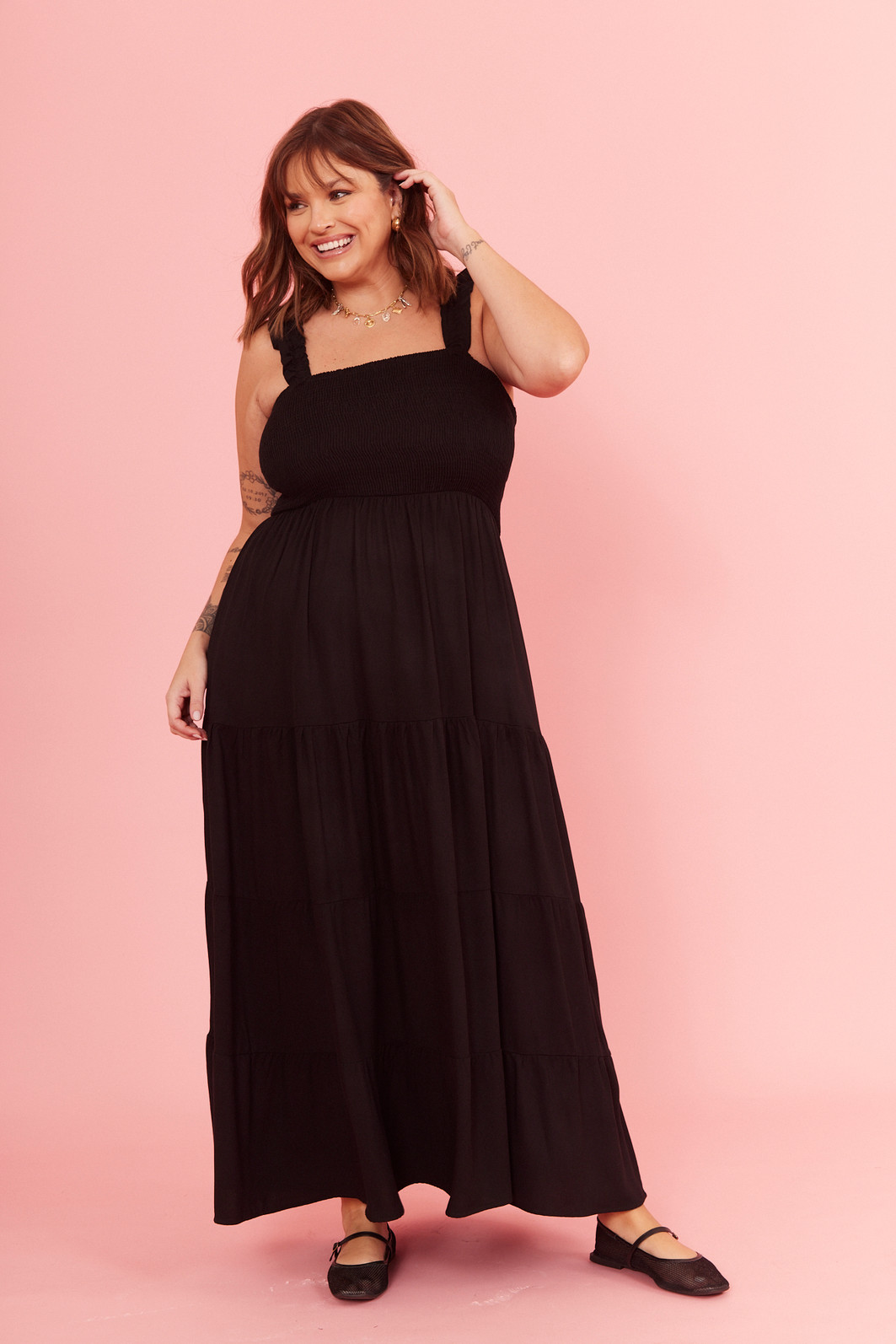 VESTIDO MIDI VIENA PRETO VESTIDO MIDI VIENA PRETO