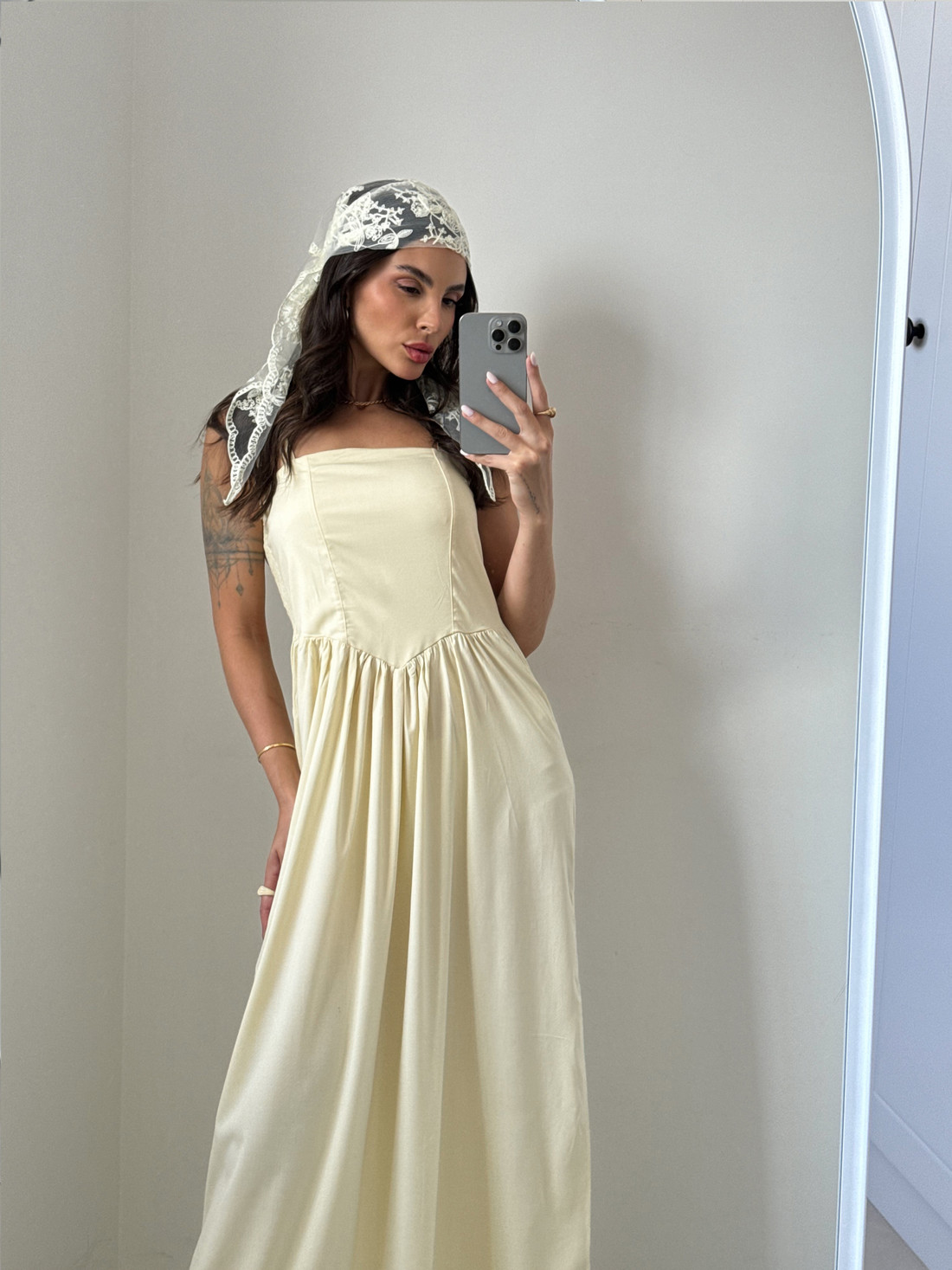 VESTIDO MIDI KARINA AMARELO VESTIDO MIDI KARINA AMARELO