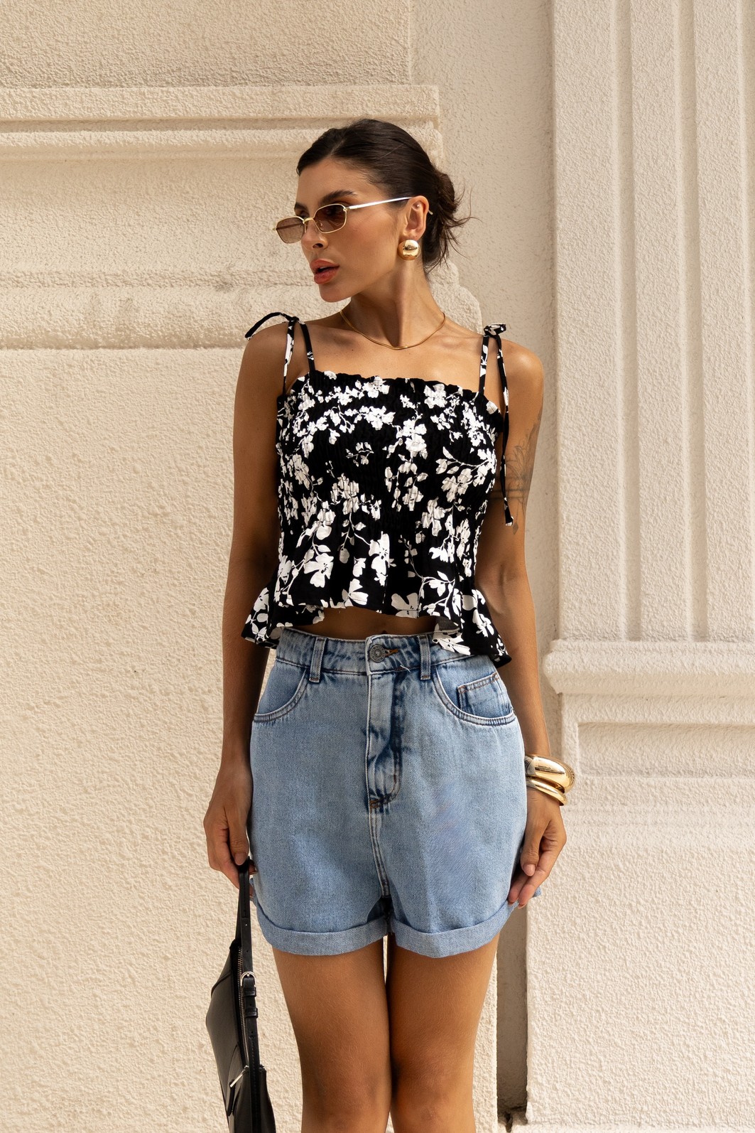 BLUSA BRUNA FLORAL BLUSA BRUNA FLORAL