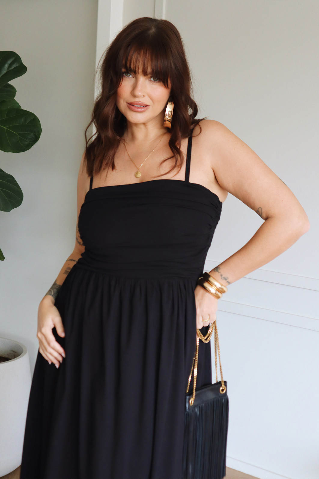 VESTIDO MIDI TRICOLINE CAMILA PRETO VESTIDO MIDI TRICOLINE CAMILA PRETO