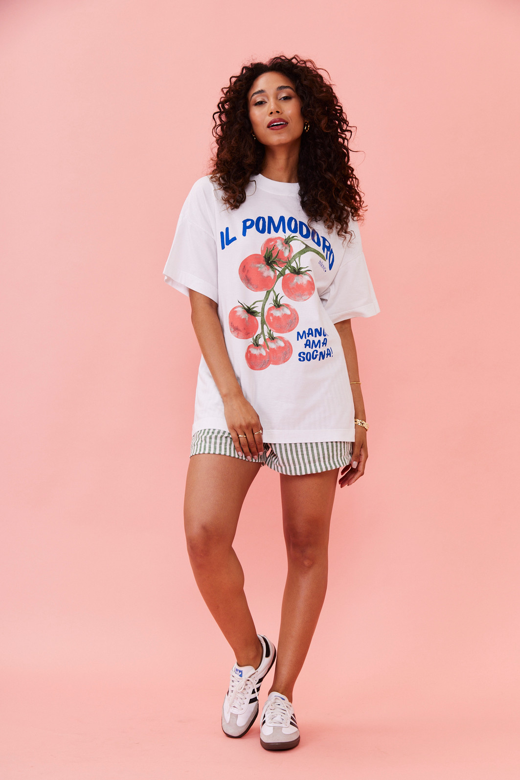 T-SHIRT OVER IL POMODORO BRANCO ACUCAR