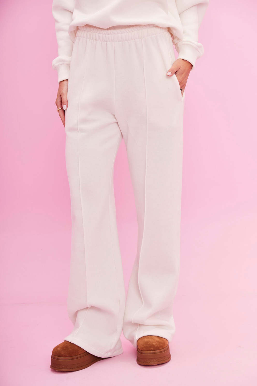 CALÇA MOLETOM PREMIUM TALI OFF WHITE CALÇA MOLETOM PREMIUM TALI OFF WHITE