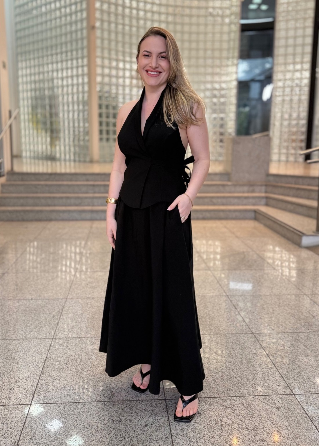 SAIA MIDI PRETA COLCCI SAIA MIDI PRETA COLCCI