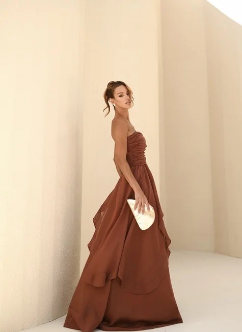VESTIDO TOMARA QUE CAIA BUSTO FRANZIDO MARROM VESTIDO TOMARA QUE CAIA BUSTO FRANZIDO MARROM