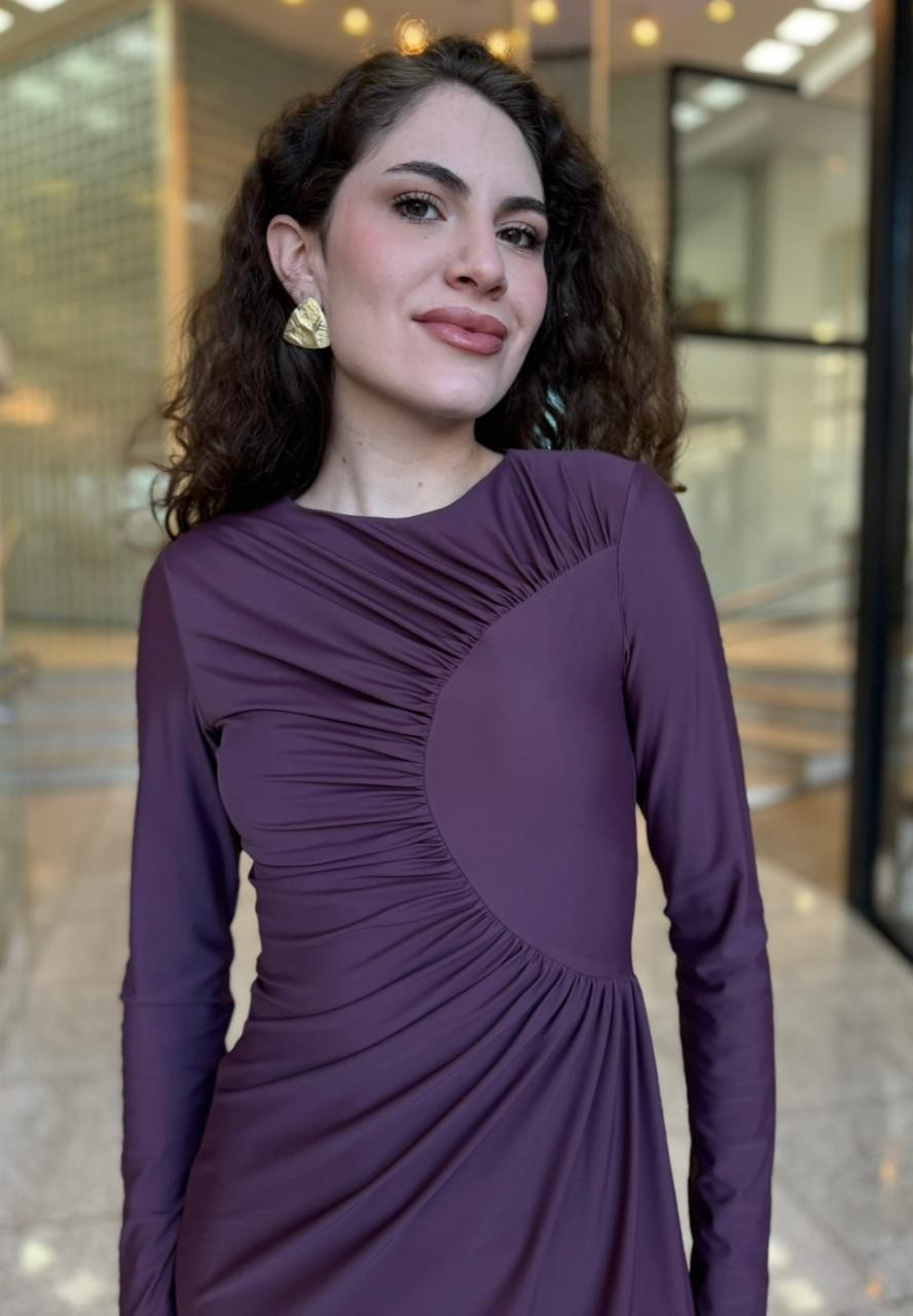 VESTIDO SUPER MIDI MANGA LONGA BORDO LANÇA PERFUME VESTIDO SUPER MIDI MANGA LONGA BORDO LANÇA PERFUME