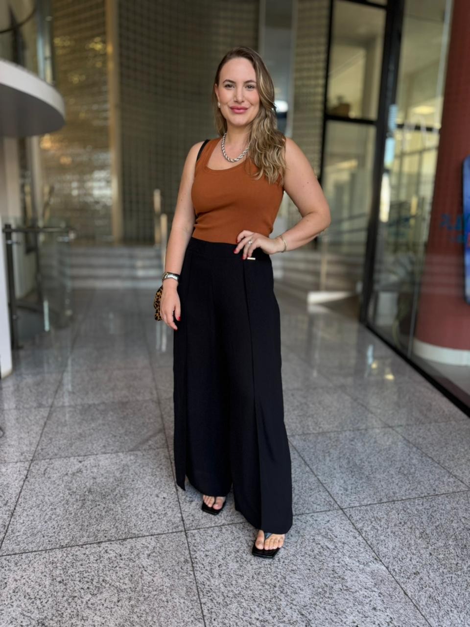 REGATA GABRIELLA MARROM GINGER NV