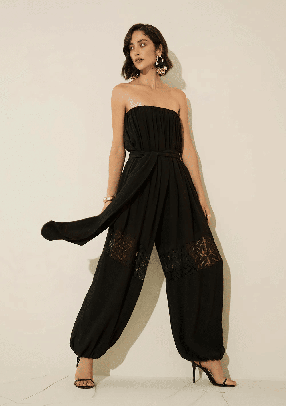 MACACAO SOLTO DECOTE RETO SEM MANGA LONGO PRETO MORENA ROSA