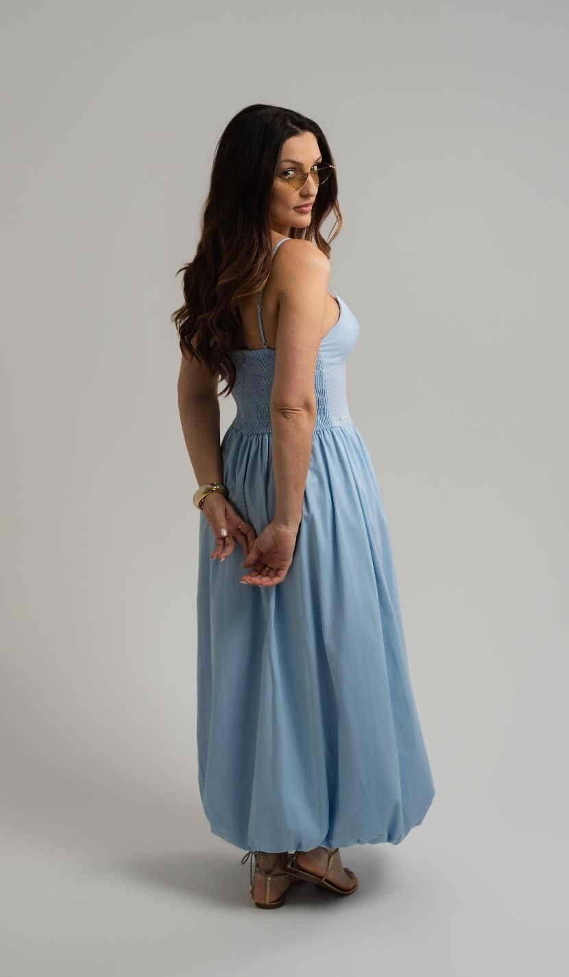 VESTIDO MIDI COM ALÇAS E SAIA BALONÊ AZUL TRANQUIL COLCCI VESTIDO MIDI COM ALÇAS E SAIA BALONÊ AZUL TRANQUIL COLCCI
