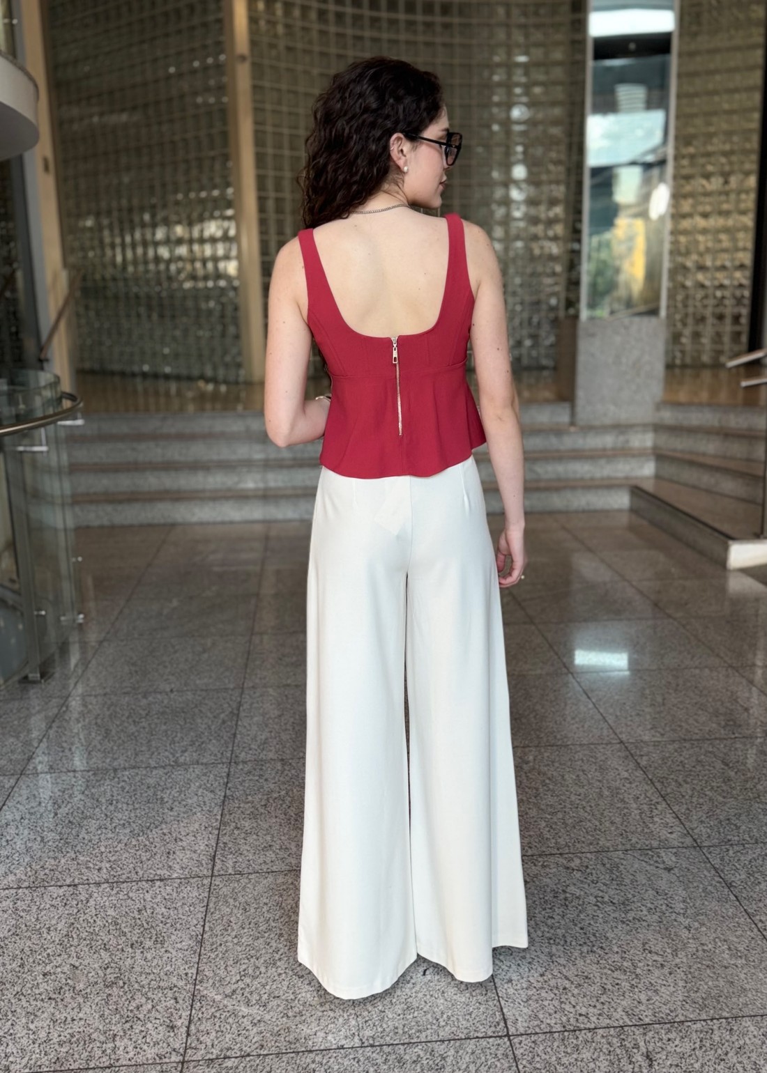 CALCA PANTALONA CINTURA ALTA BEGE LANÇA PERFUME CALCA PANTALONA CINTURA ALTA BEGE LANÇA PERFUME