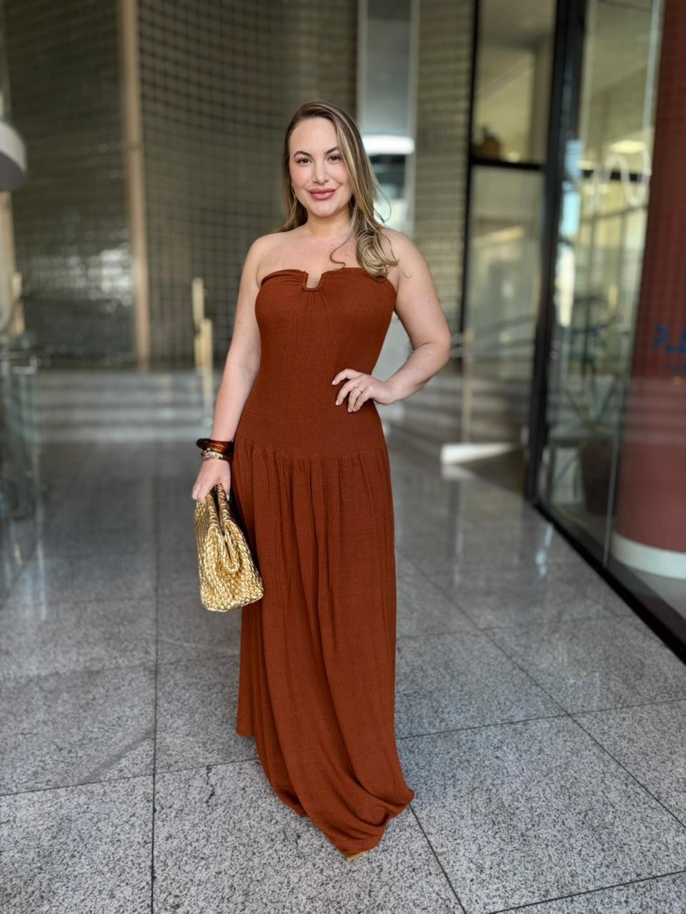 VESTIDO MARROM ZEUS FORUM VESTIDO MARROM ZEUS FORUM