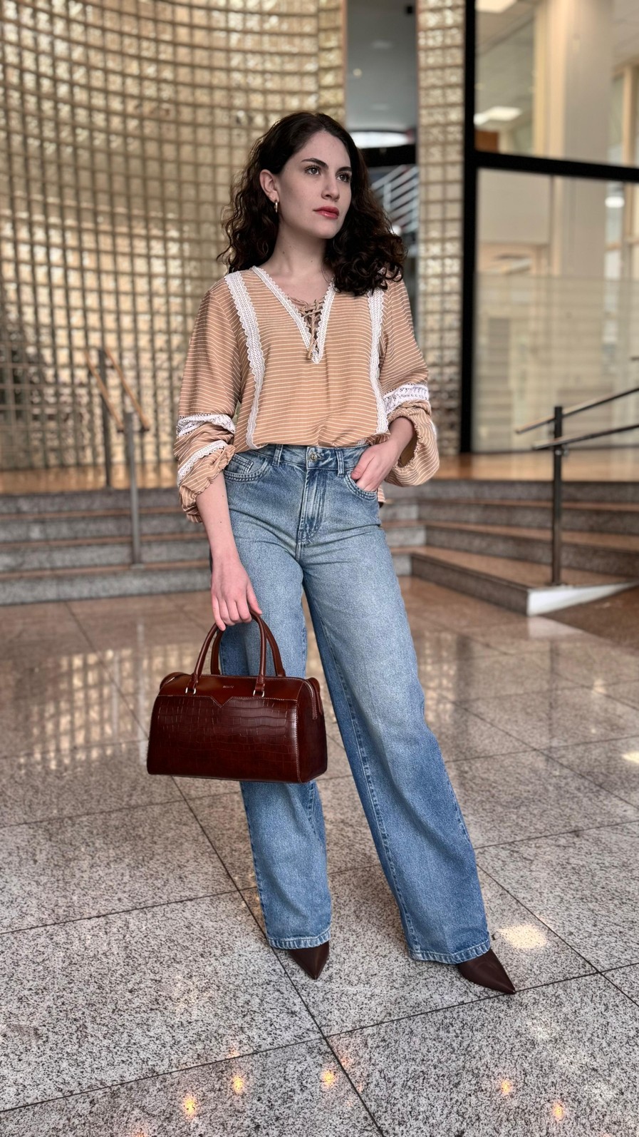 BATA DECOTE AMARRACAO MORENA ROSA BATA DECOTE AMARRACAO MORENA ROSA