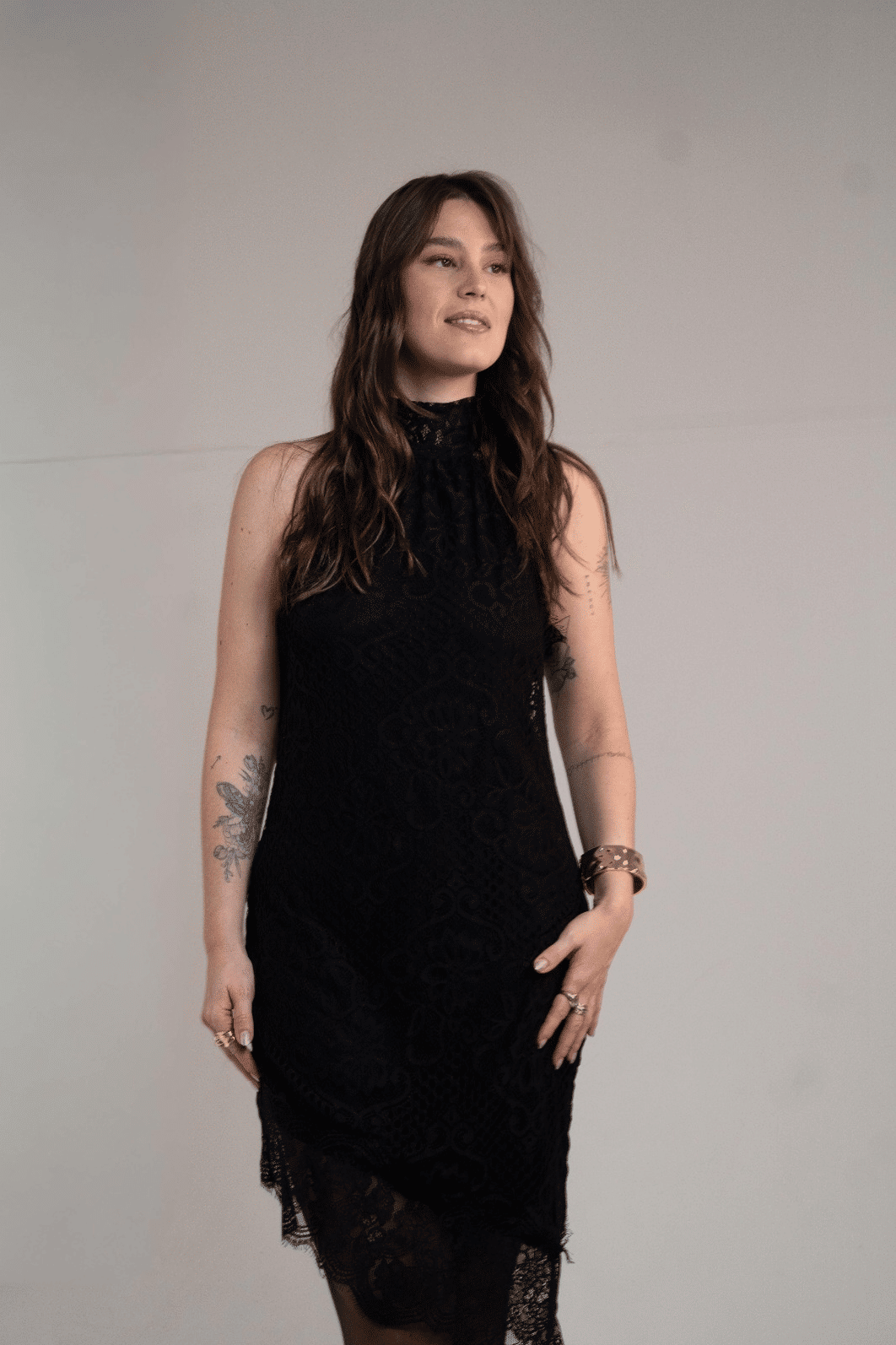 VESTIDO CURTO RENDA PRETO COLCCI VESTIDO CURTO RENDA PRETO COLCCI