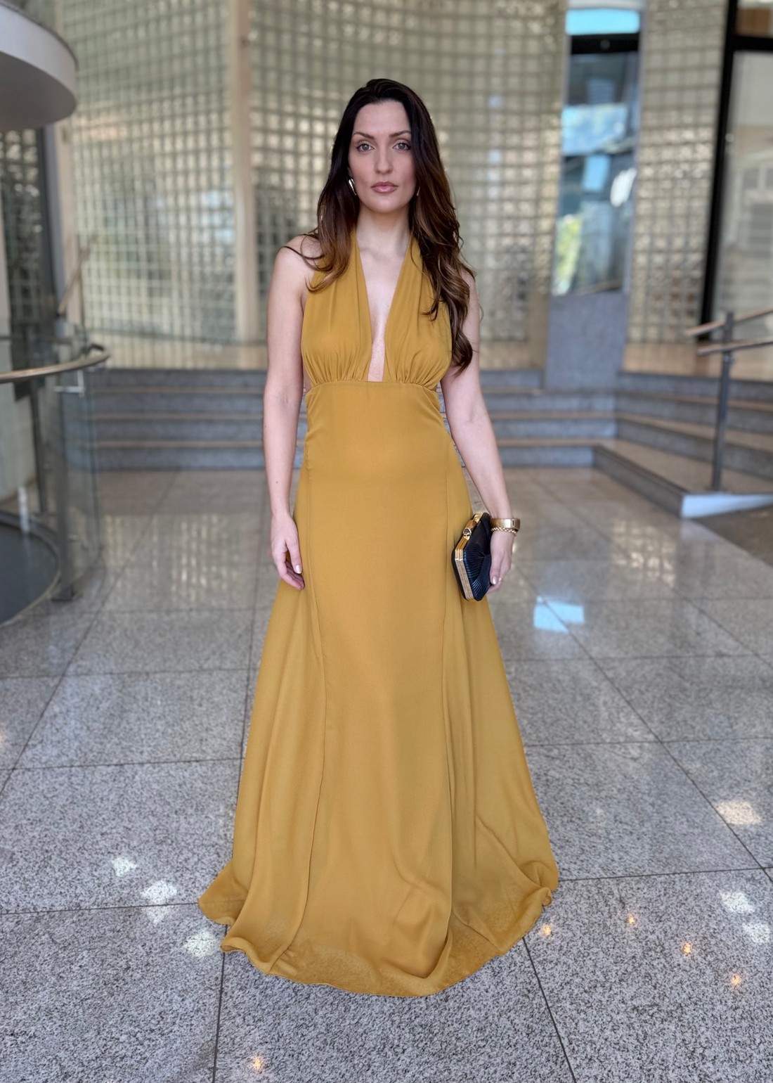 VESTIDO LONGO AMARELO SWIFT FORUM VESTIDO LONGO AMARELO SWIFT FORUM