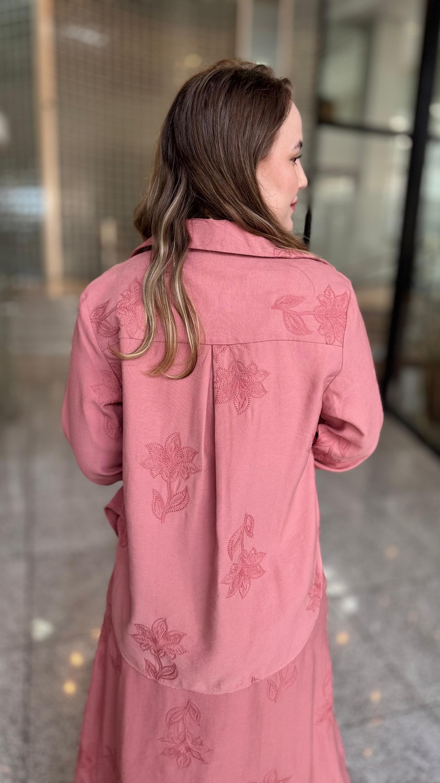 CAMISA BORDADO FLORES GOIABA MY PLACE CAMISA BORDADO FLORES GOIABA MY PLACE