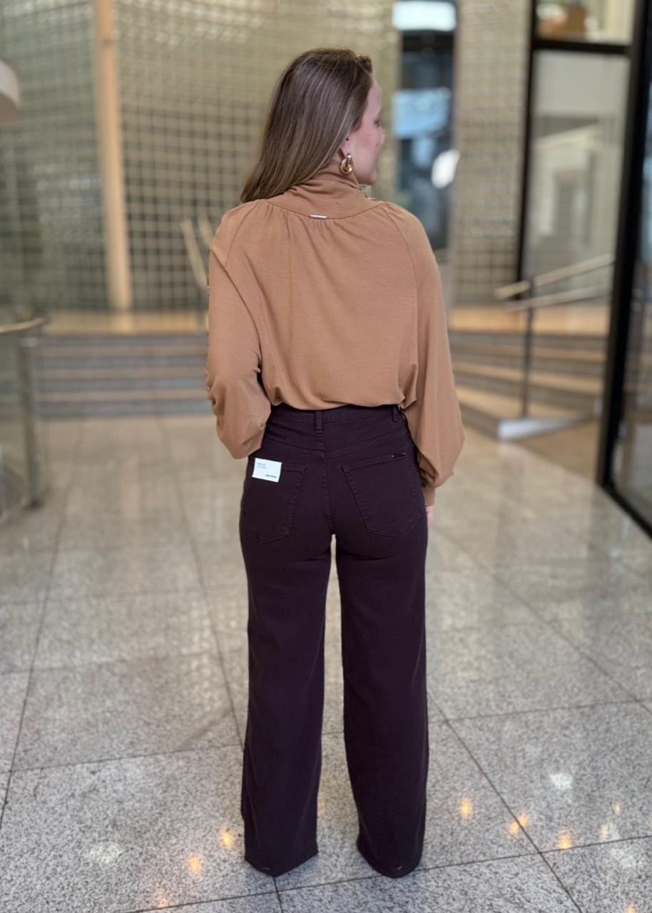 BLUSA MANGA LONGA GOLA ALTA BLUSA MANGA LONGA GOLA ALTA