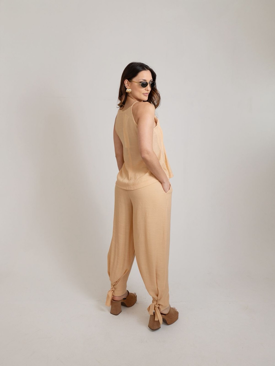 CALCA JOGGING ALTA  AMARELO MORENA ROSA