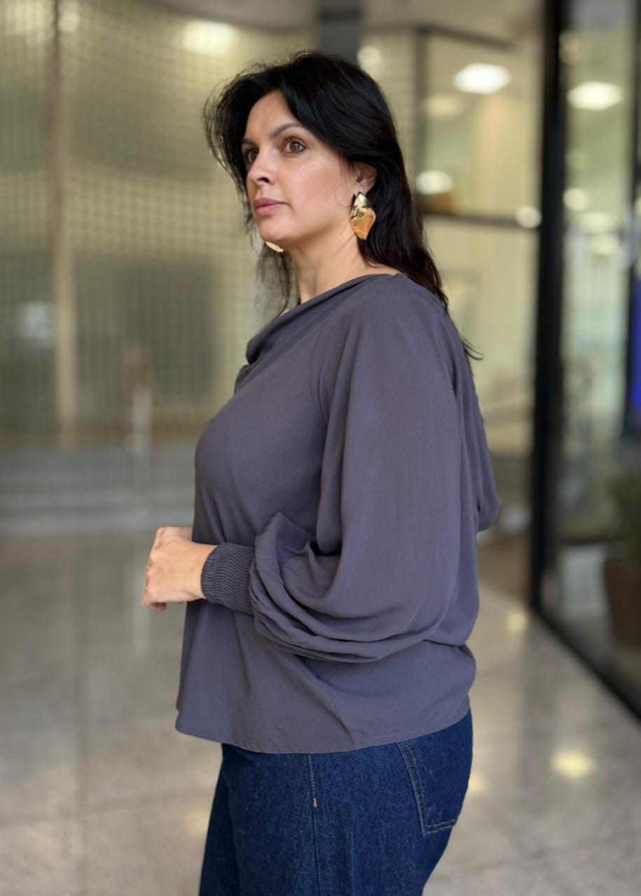 BLUSA ABERTA COM AMARRAÇÃO CINZA FULIGEM COLCCI