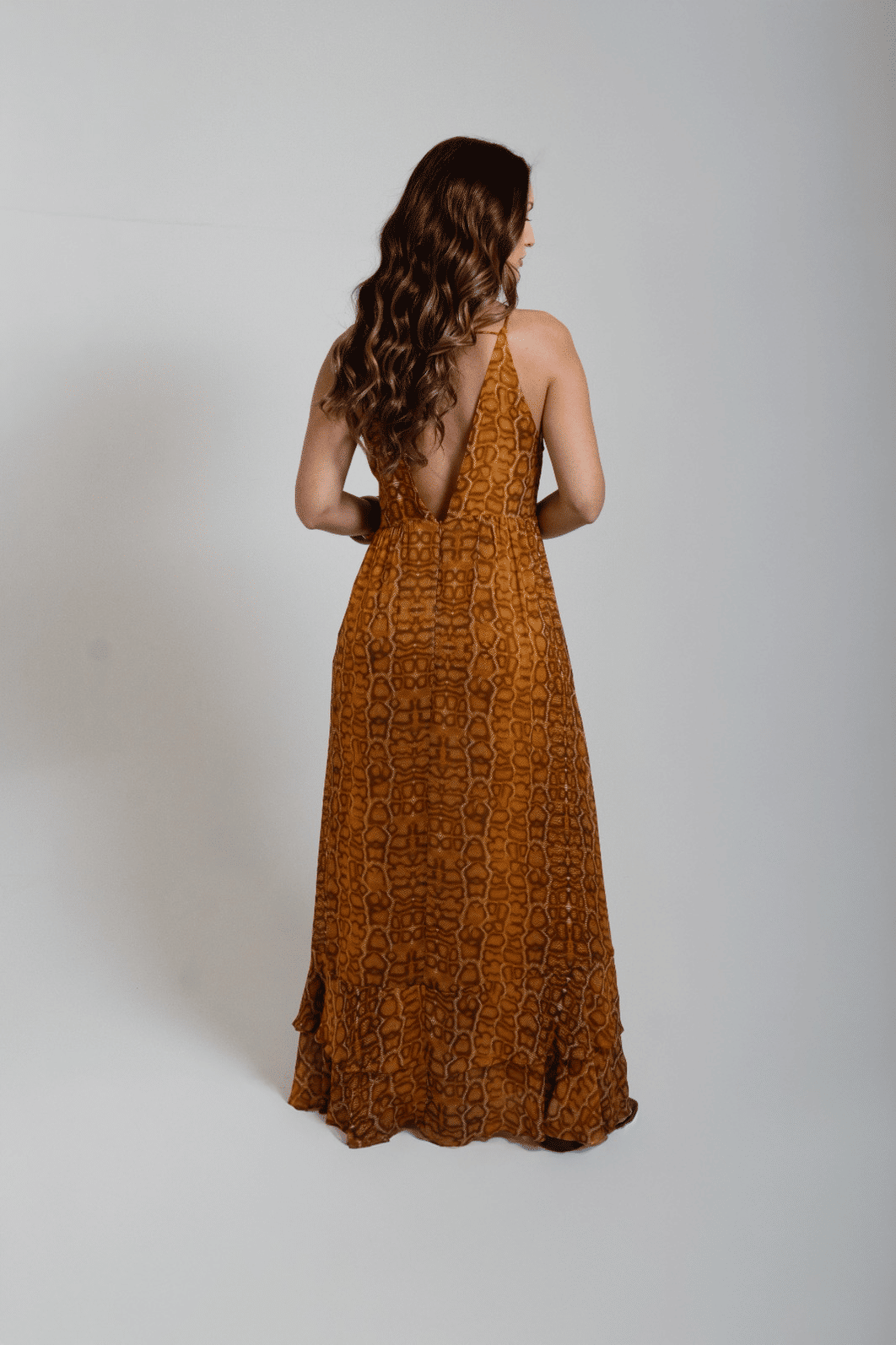 VESTIDO DE GEORGETTE MIDI BARRA BABADOS COBRA LAJEDO ANIMALE VESTIDO DE GEORGETTE MIDI BARRA BABADOS COBRA LAJEDO ANIMALE