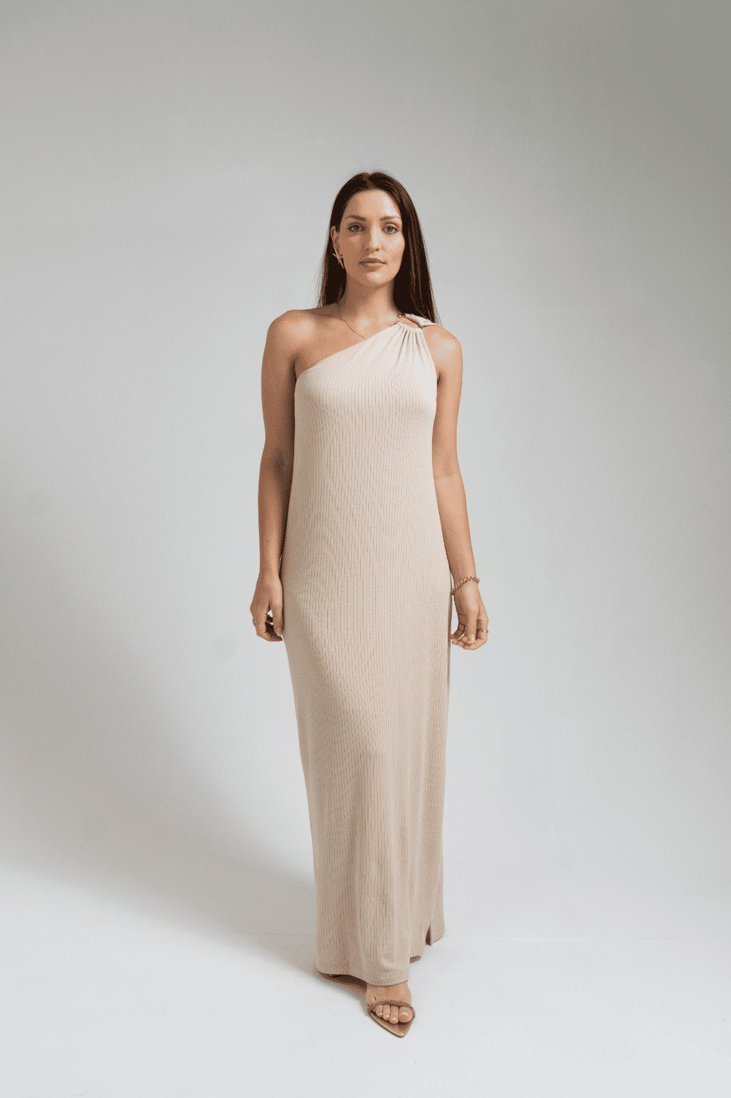 VESTIDO CANELADO BEGE PILAR FORUM VESTIDO CANELADO BEGE PILAR FORUM