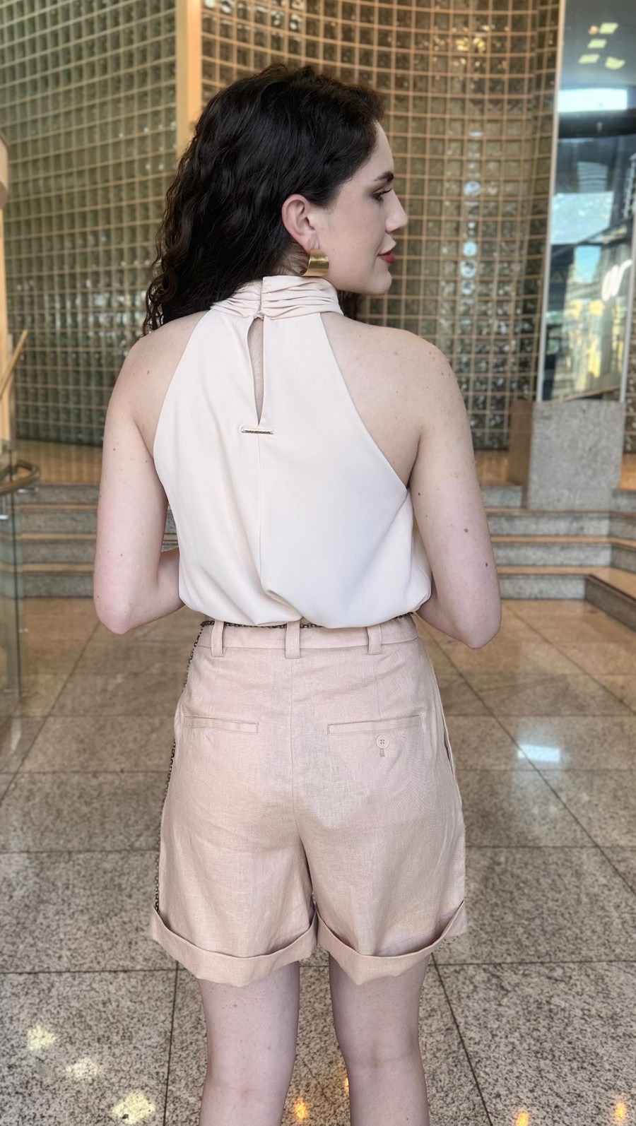 REGATA SOLTA CAVA FRANCESA PADRAO BEGE MORENA ROSA