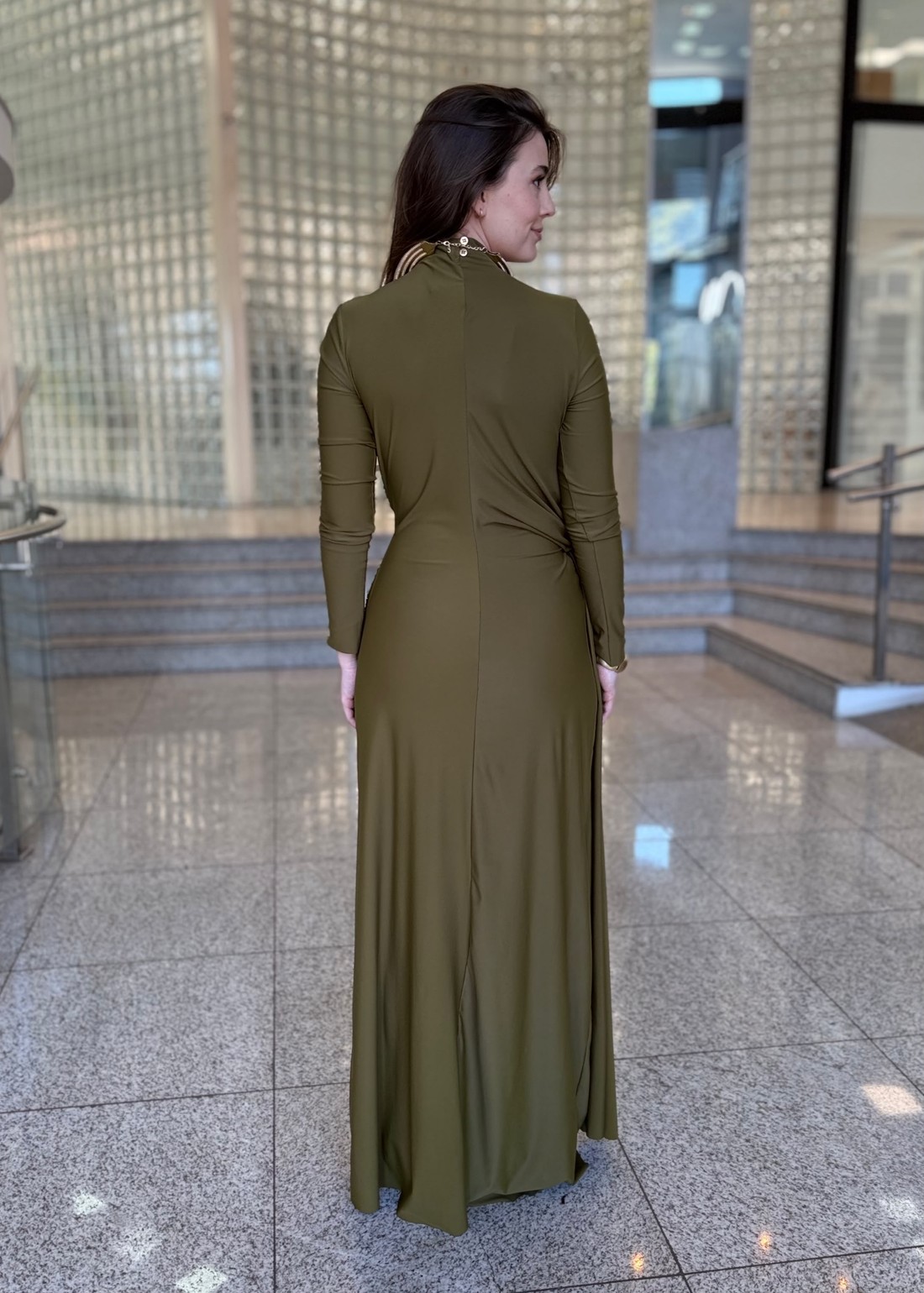 VESTIDO LONGO COM TORCAO DE JERSEY VERDE LANÇA PERFUME VESTIDO LONGO COM TORCAO DE JERSEY VERDE LANÇA PERFUME