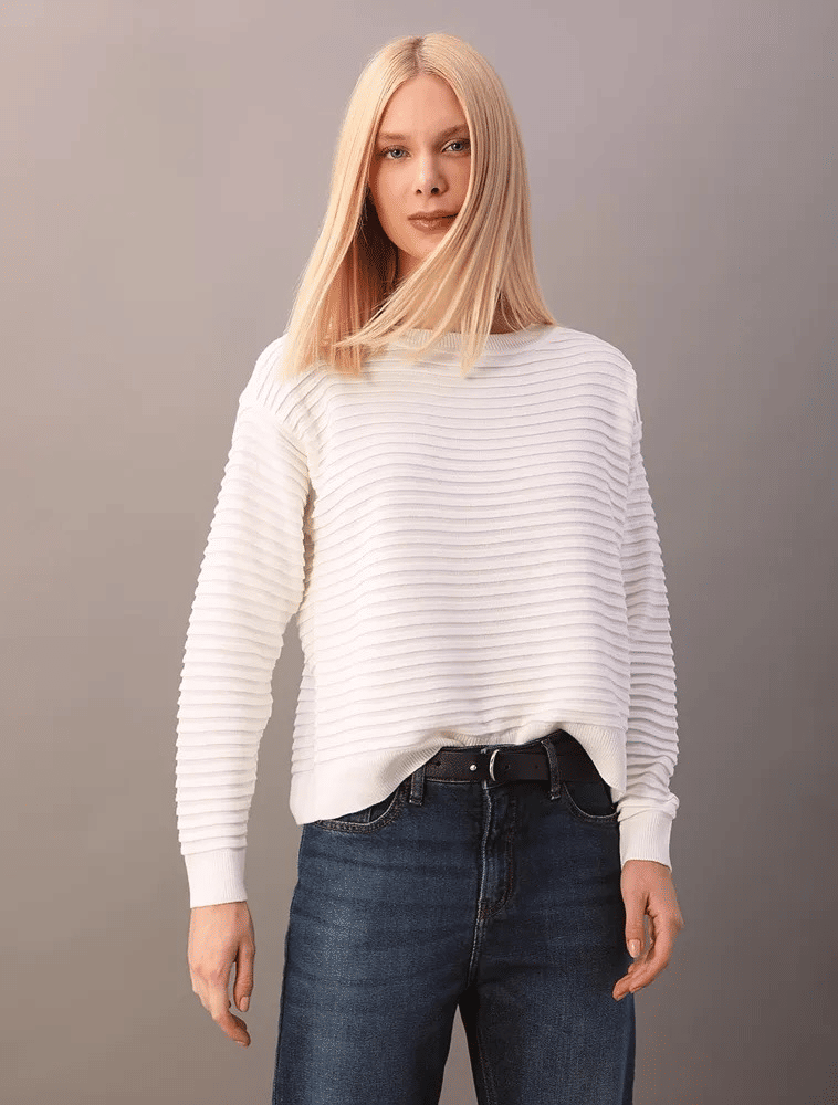 TRICOT COM TEXTURA LISTRADO OFF WHITE CALVIN KLEIN TRICOT COM TEXTURA LISTRADO OFF WHITE CALVIN KLEIN