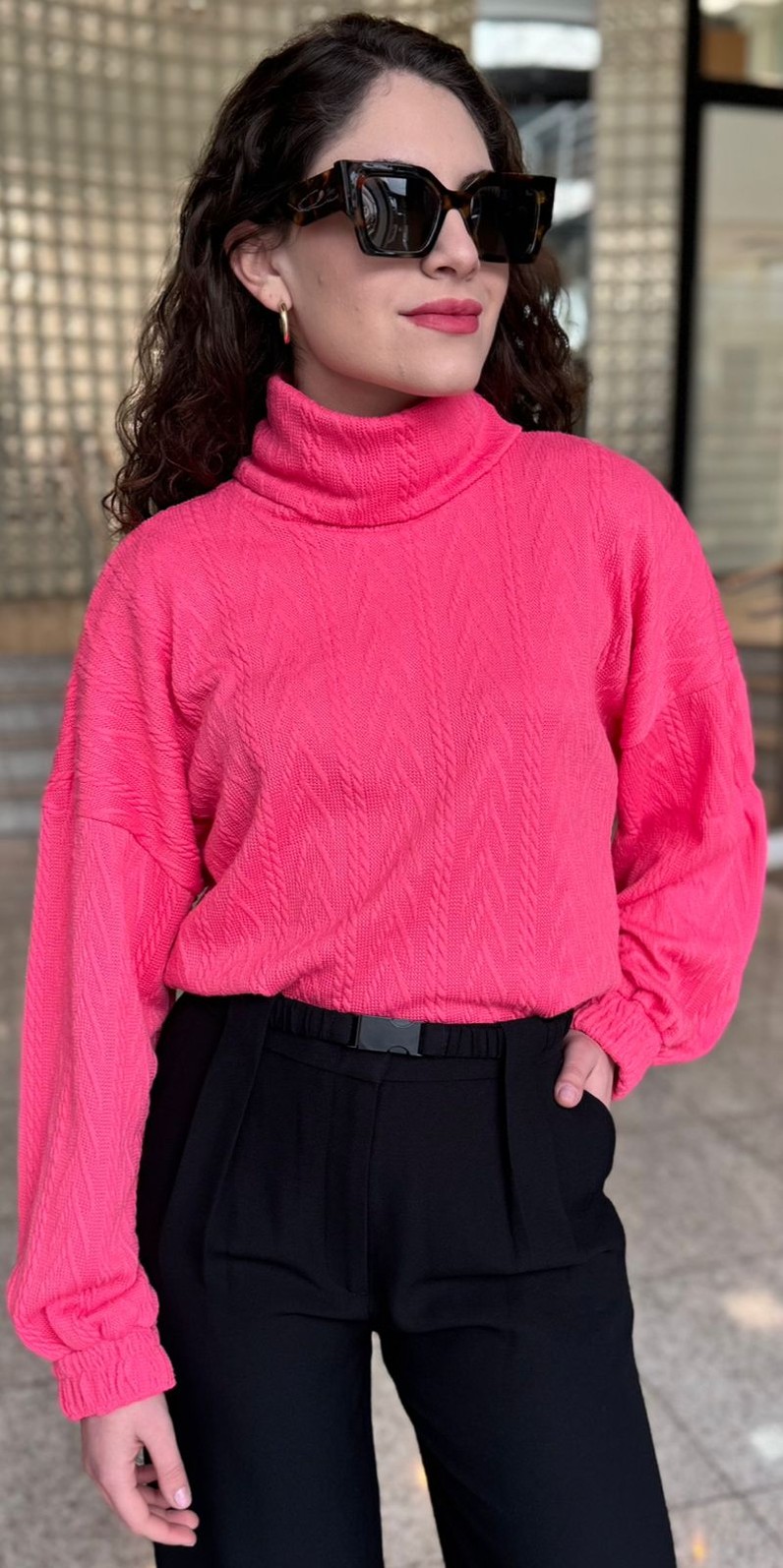 BLUSA GOLA ALTA DETALHE PUNHO PINK MORENA ROSA BLUSA GOLA ALTA DETALHE PUNHO PINK MORENA ROSA