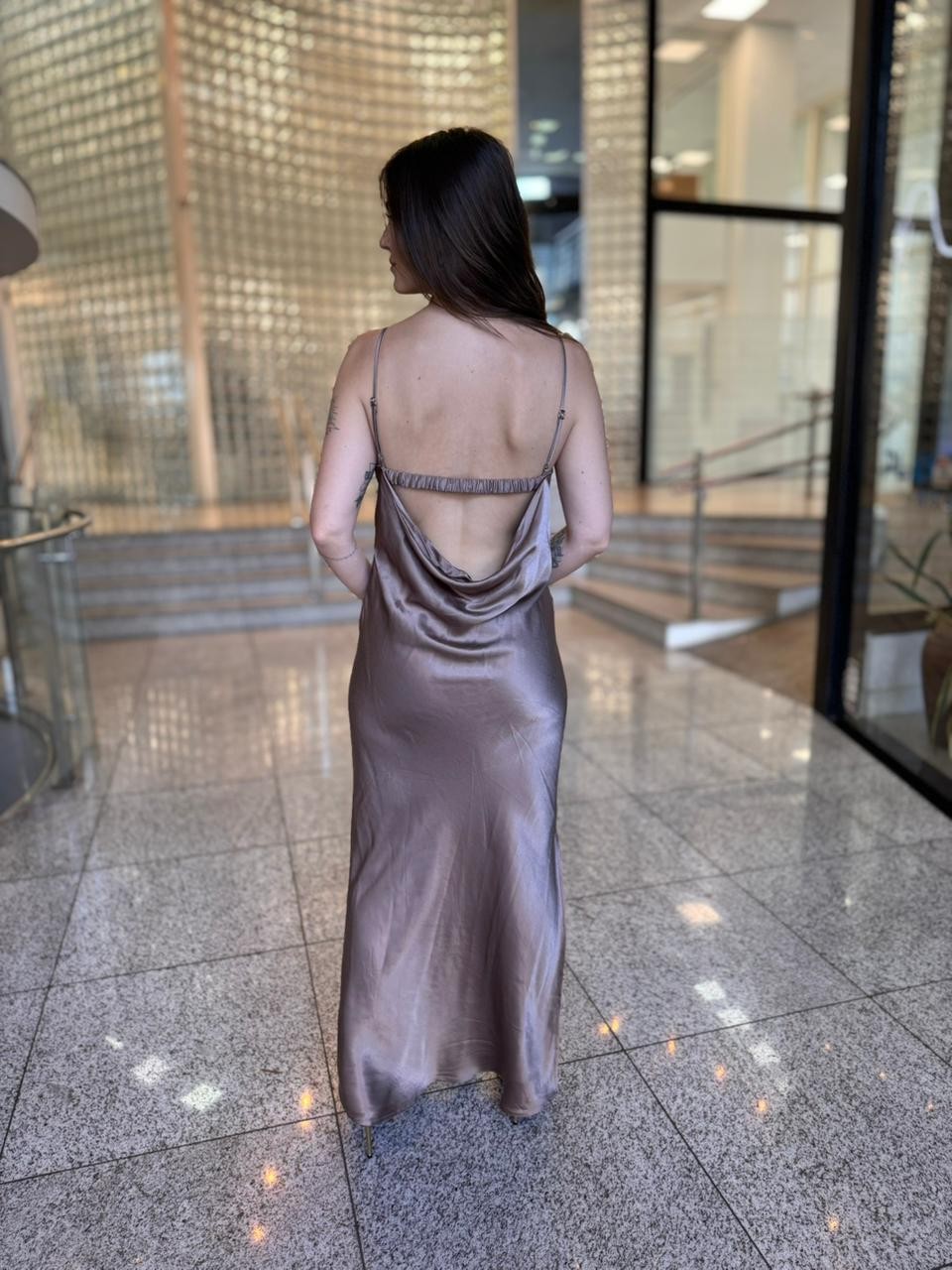 VESTIDO MARROM FORUM