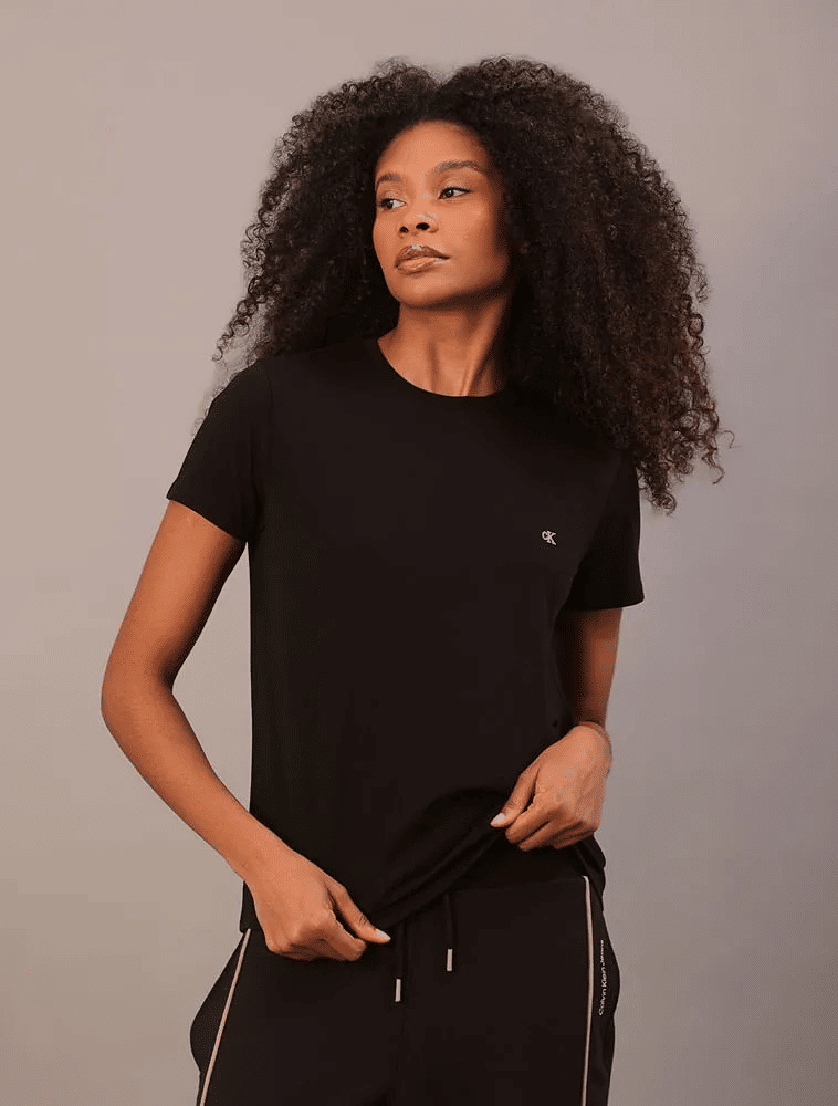 CAMISETA BORDADO CK PRETO CALVIN KLEIN CAMISETA BORDADO CK PRETO CALVIN KLEIN