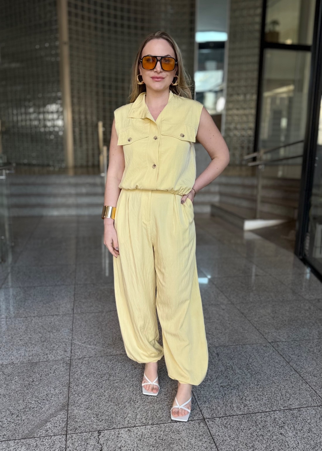 COLETE VISCOPOLIAMIDA LAPELA AMARELO CLARO COLETE VISCOPOLIAMIDA LAPELA AMARELO CLARO