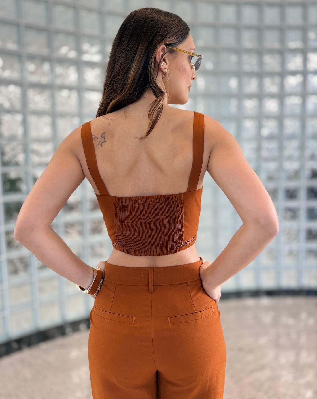 TOP LINHO MARROM ZEUS FORUM