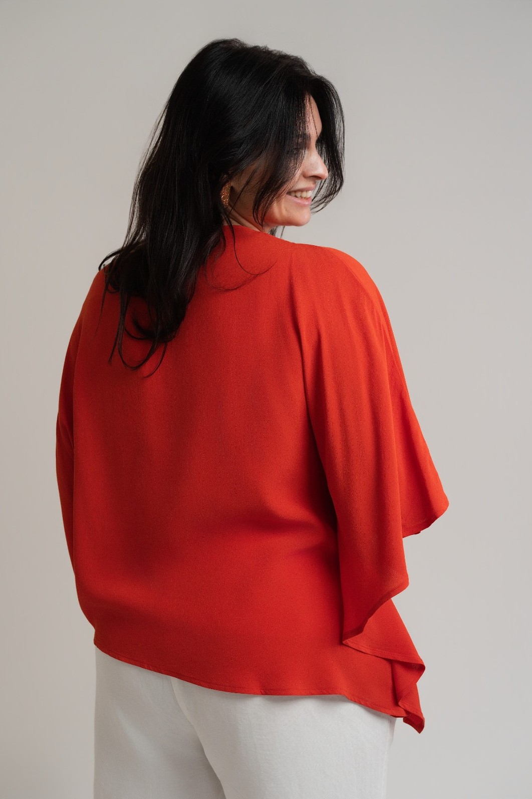 BLUSA ASSIMÉTRICA ONE SHOULDER DROP LARANJA SARDONI FORUM BLUSA ASSIMÉTRICA ONE SHOULDER DROP LARANJA SARDONI FORUM