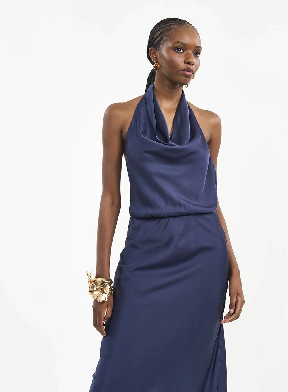 VESTIDO LONGO ACETINADO DECOTE NAS COSTAS AZUL OLYMPIC COLCCI VESTIDO LONGO ACETINADO DECOTE NAS COSTAS AZUL OLYMPIC COLCCI