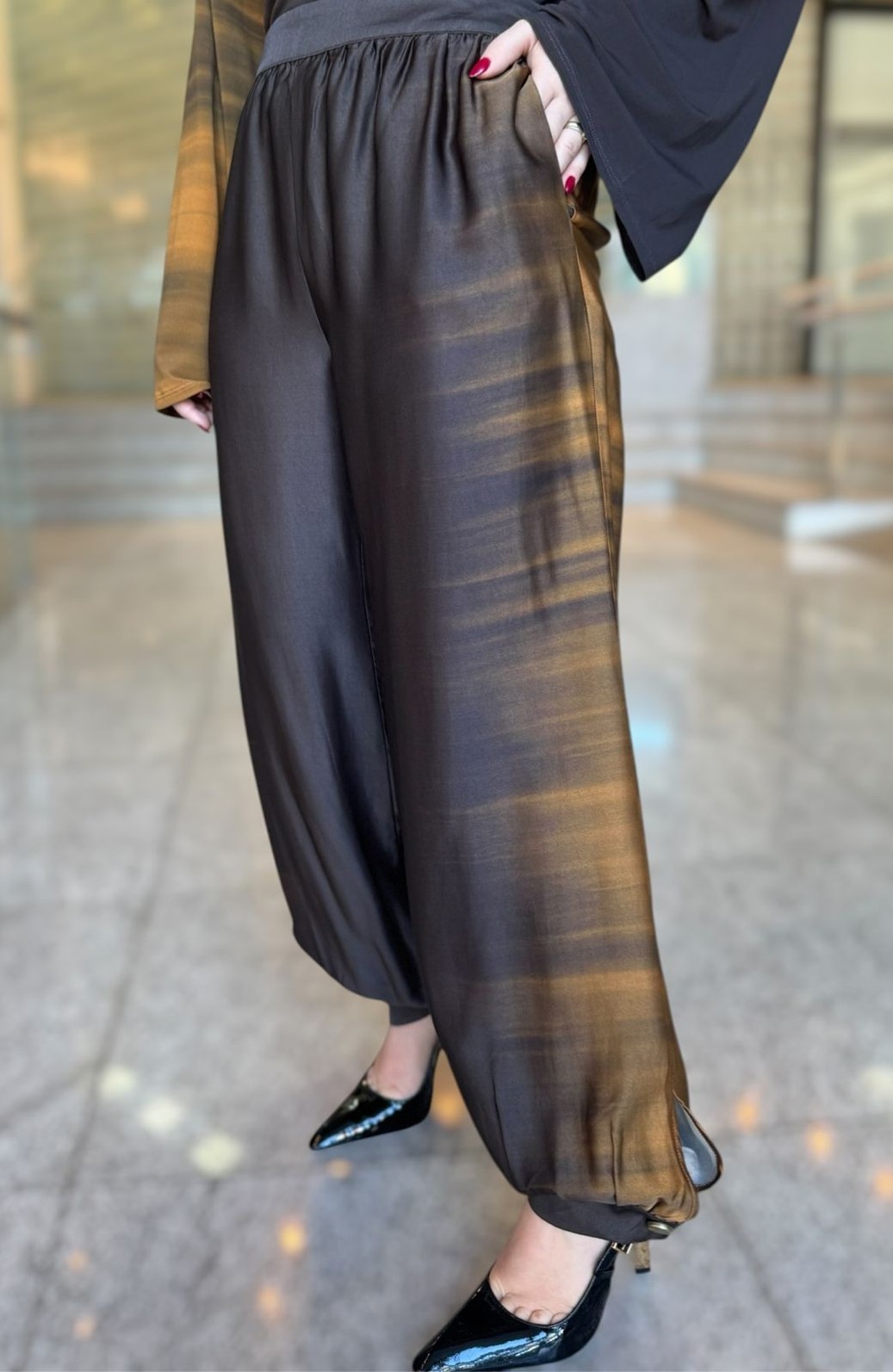 CALCA ESTAMPADA GOLDEN GRADIENT FORUM