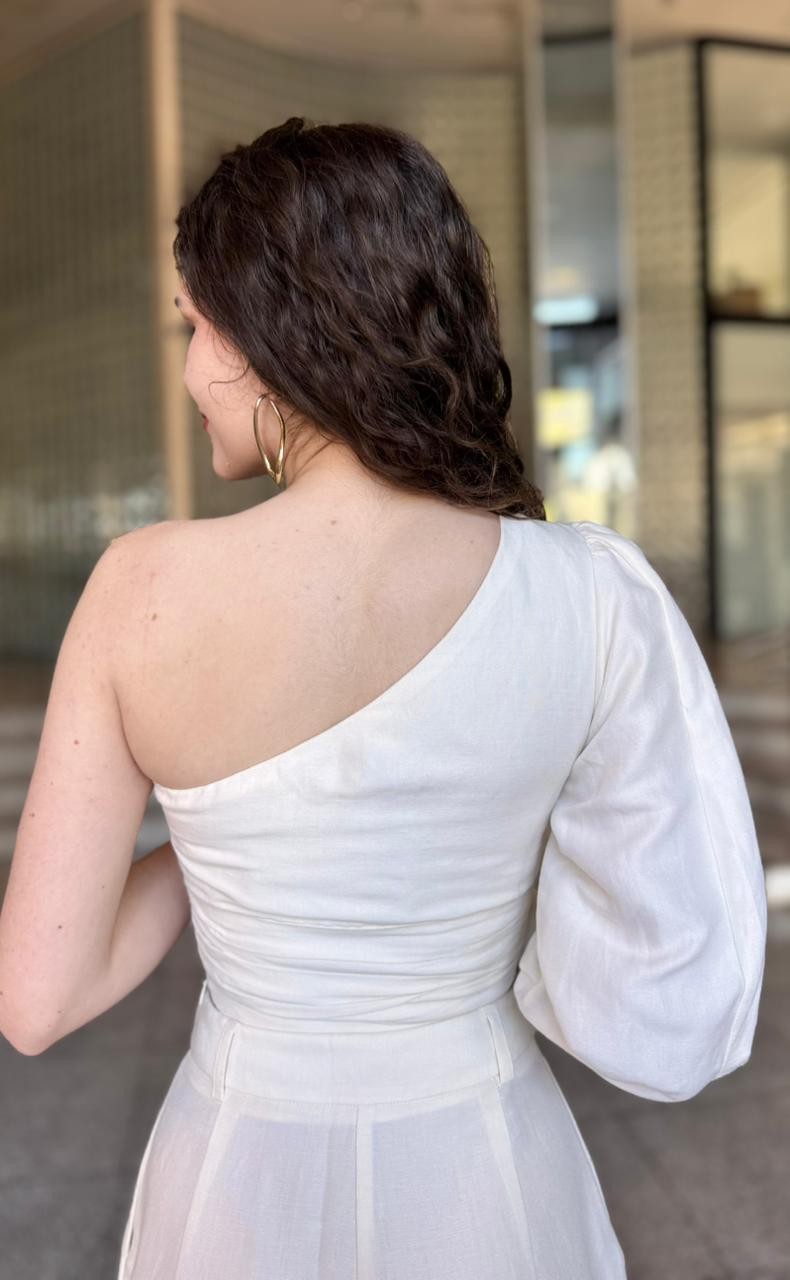 BLUSA UM OMBRO SO OFF WHITE ANIMALE BLUSA UM OMBRO SO OFF WHITE ANIMALE